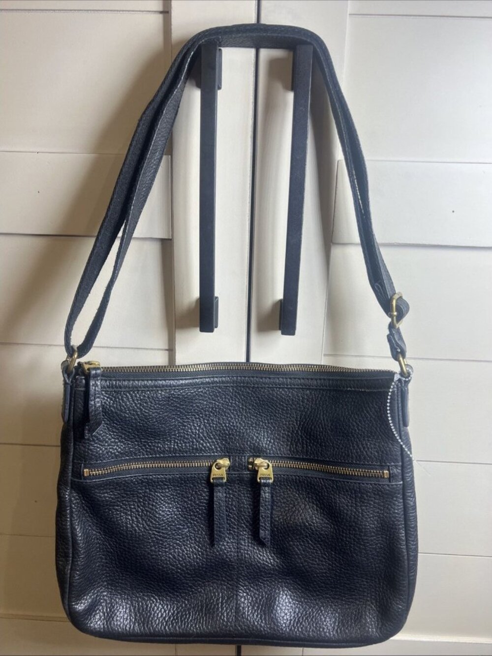 Fossil Pebbled Soft Black Leather Two Zip Pockets Shoulder Handbag Purse 12”x9”